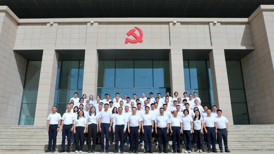 力量源于团结，跃升成于奋斗——凯发k8国际集团在和田举行“坚定理想信念·走向跃升发展”第二期培训班